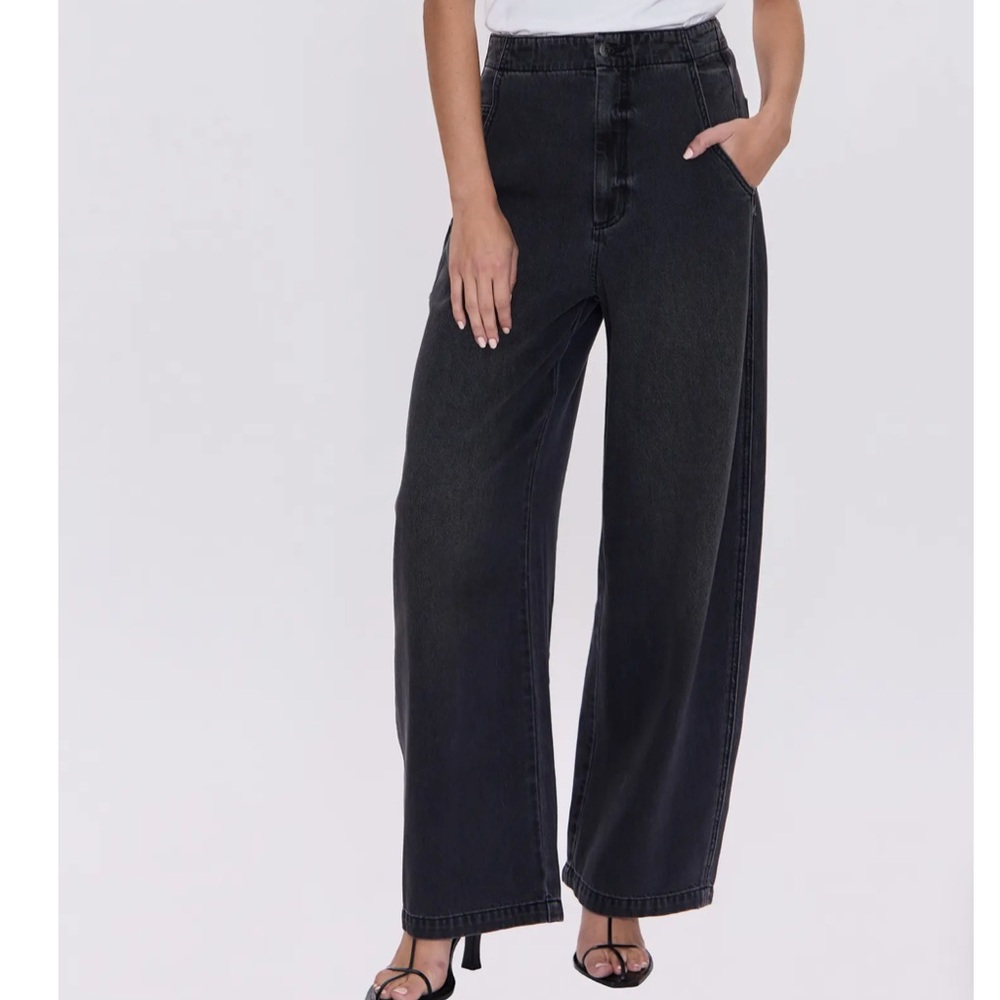 Pistola high waisted wide leg jeans, size 28= 8
